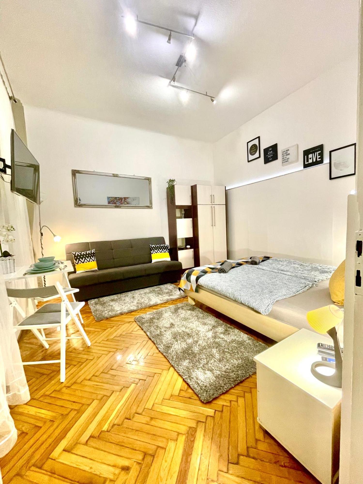 Small Cosy Apartment Near The Famous Westend City Center Budapest Extérieur photo
