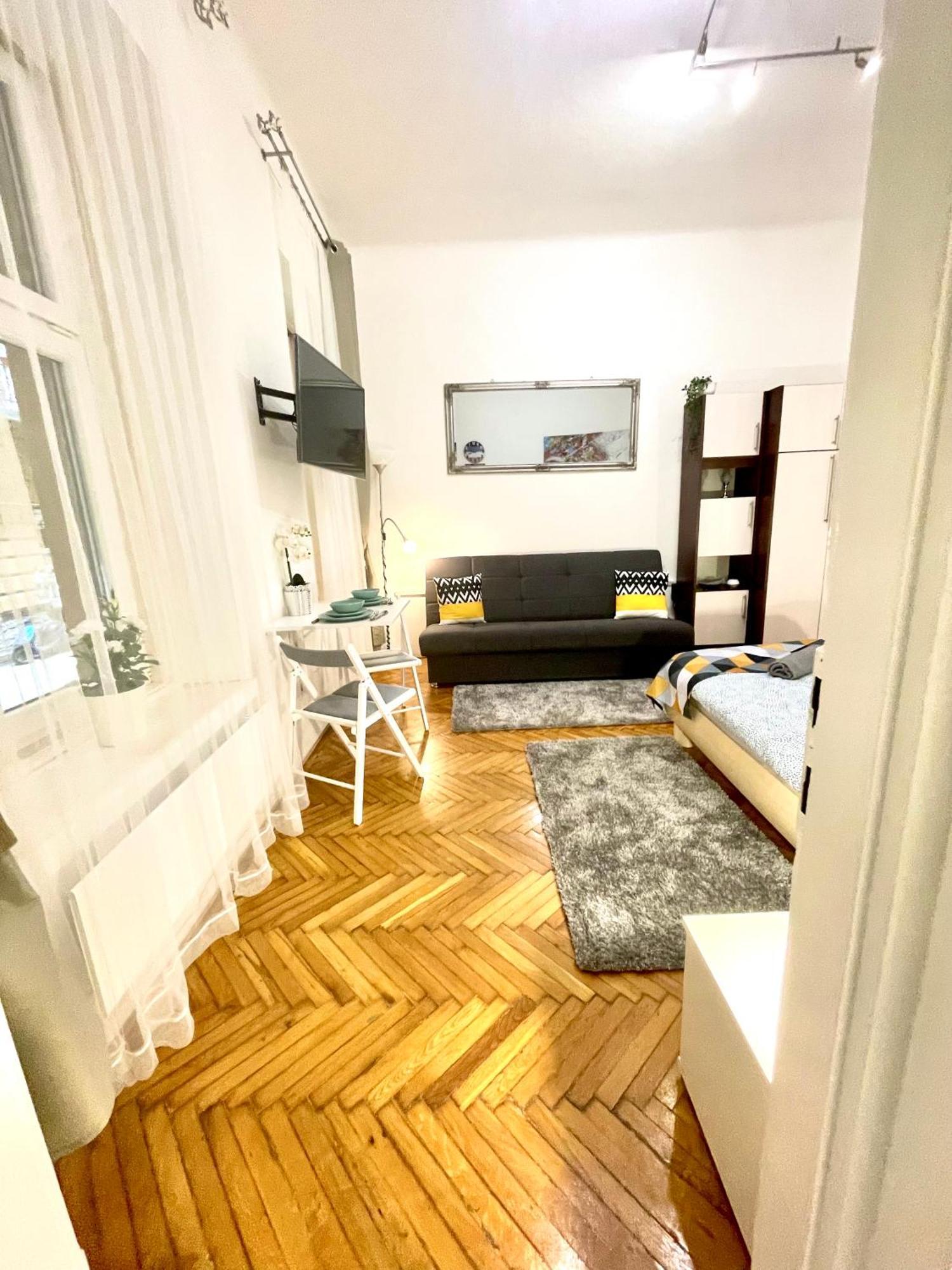 Small Cosy Apartment Near The Famous Westend City Center Budapest Extérieur photo
