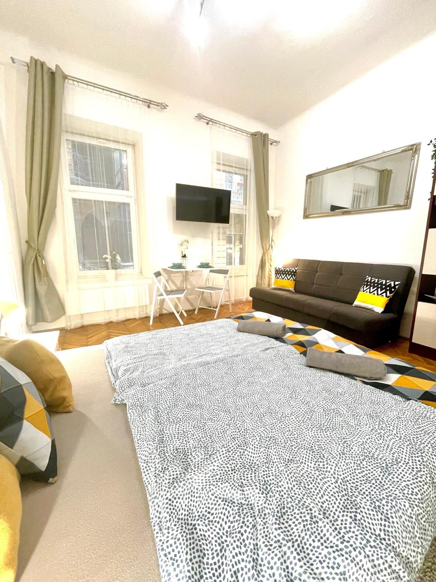 Small Cosy Apartment Near The Famous Westend City Center Budapest Extérieur photo